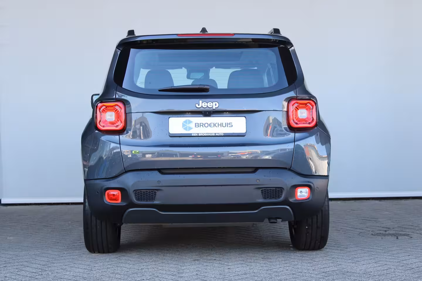 Jeep Renegade 1.5T e-Hybrid Summit | Lederen bekleding | Panoramadak | Navigatie | Dakrails | Cruise con