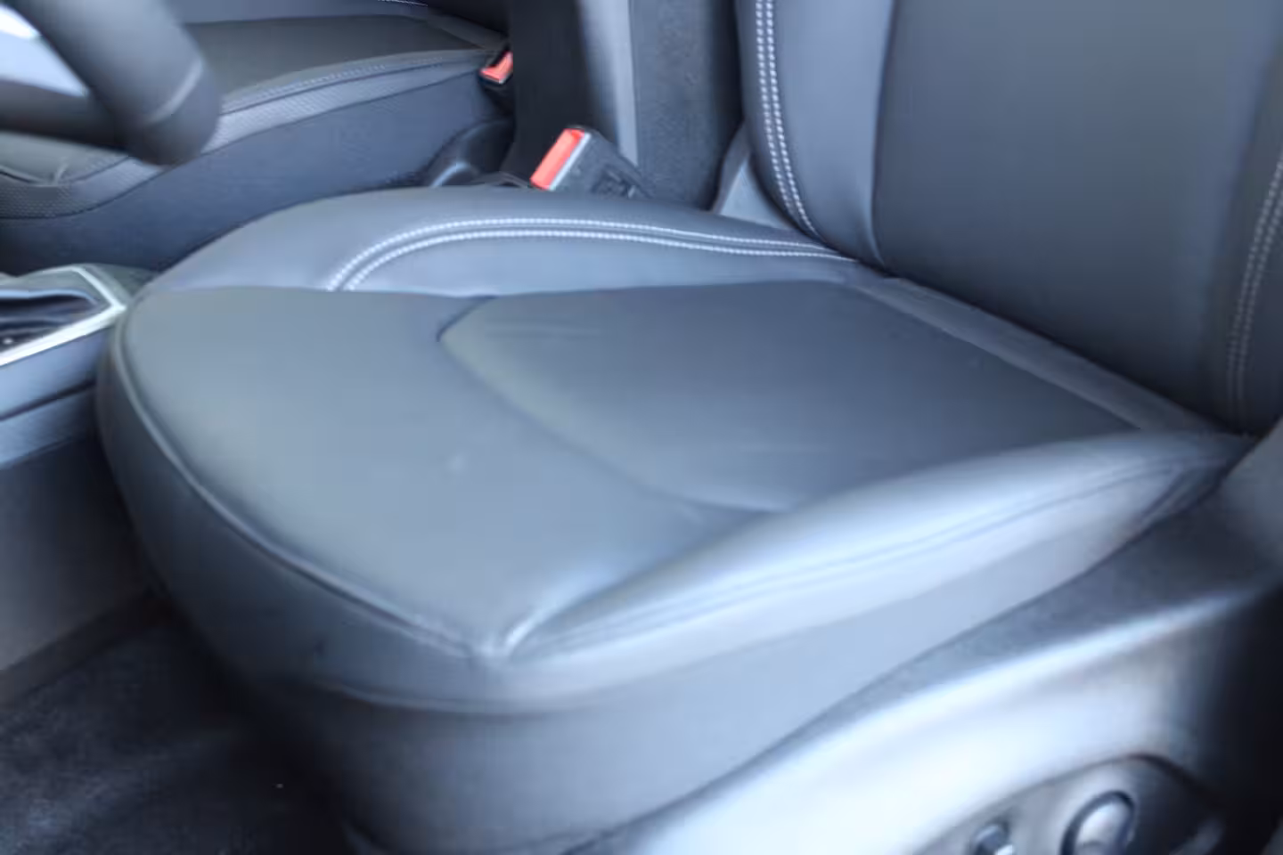 Jeep Renegade 1.5T e-Hybrid Summit | Lederen bekleding | Panoramadak | Navigatie | Dakrails | Cruise con