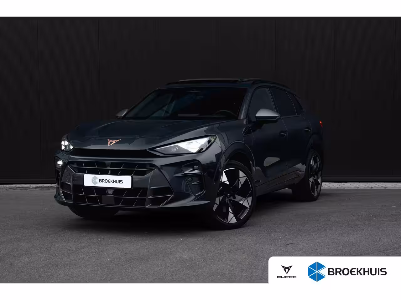 Cupra Terramar 1.5 TSI e-Hybrid 272pk VZ Performance | Panoramadak | Trekhaak | 360 Camera | Sennheiser |