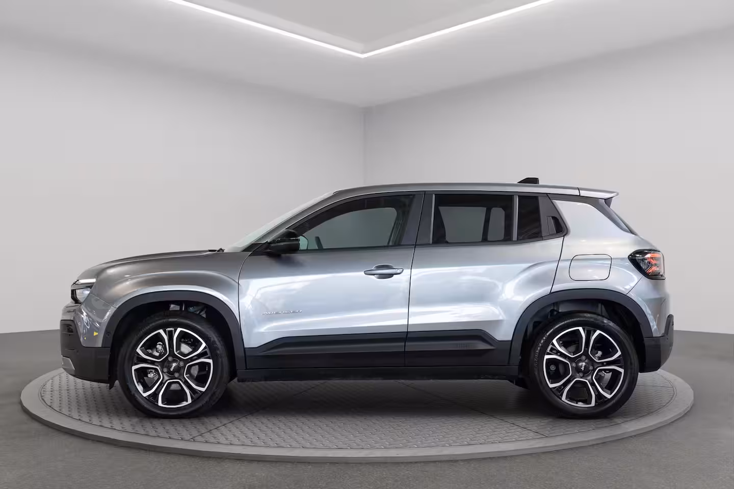 Jeep Avenger Summit 54 kWh | Tot 8 Jaar Garantie | Warmtepomp | Navigatie | Stoelverwarming | Verwarmd
