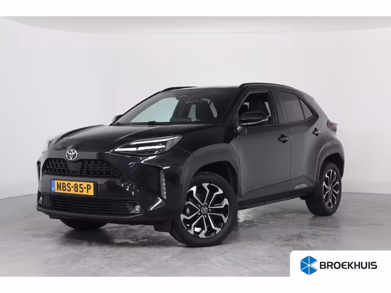 Toyota Yaris Cross 1.5 Hybrid 115 Dynamic | 1e Eigenaar | LED | Stoel/Stuurverwarming | Clima | Camera | Crui