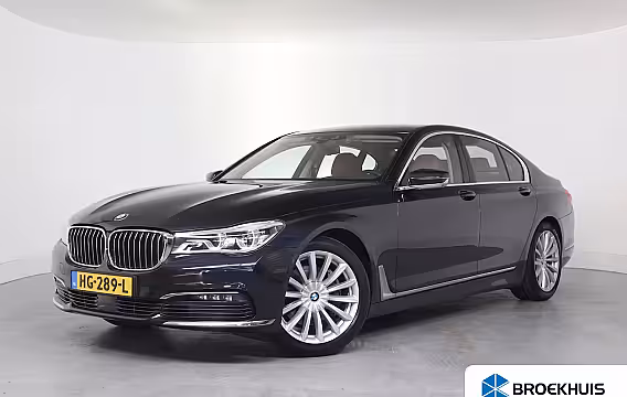 BMW 7-serie 740i High Executive | 1e Eigenaar | Dealer Onderhouden | Harman/Kardon | 360 Camera | Trek
