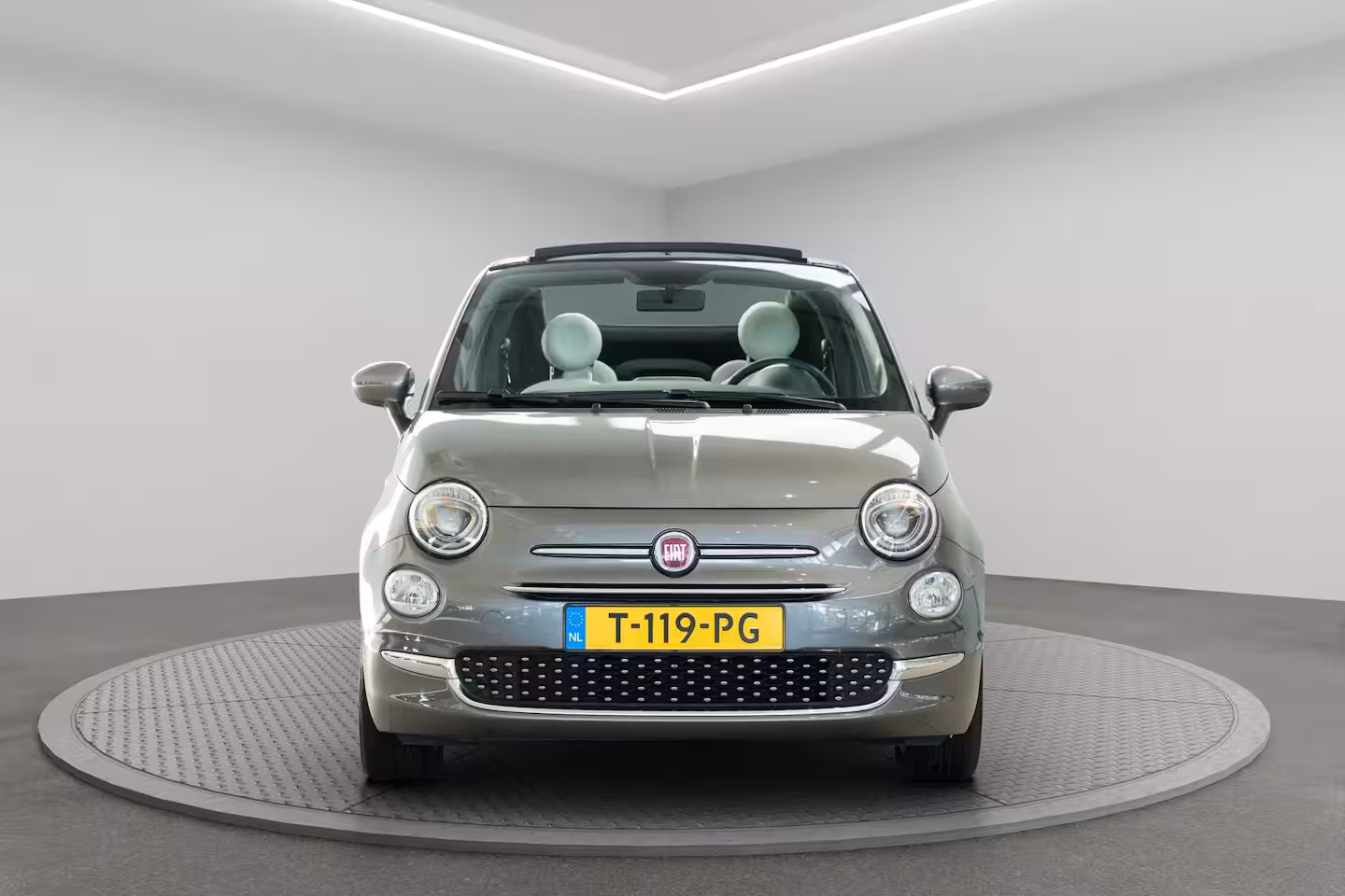 Fiat 500 C 1.0 Hybrid Dolcevita | Parkeersensoren | Airco | Cruise Controle | Bluetooth | Lichtmetale