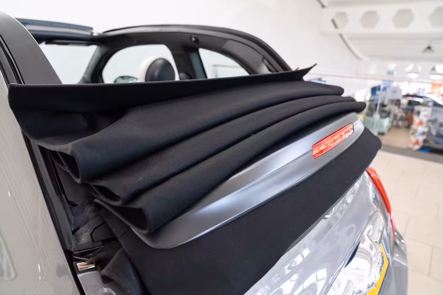 Fiat 500 C 1.0 Hybrid Dolcevita | Parkeersensoren | Airco | Cruise Controle | Bluetooth | Lichtmetale