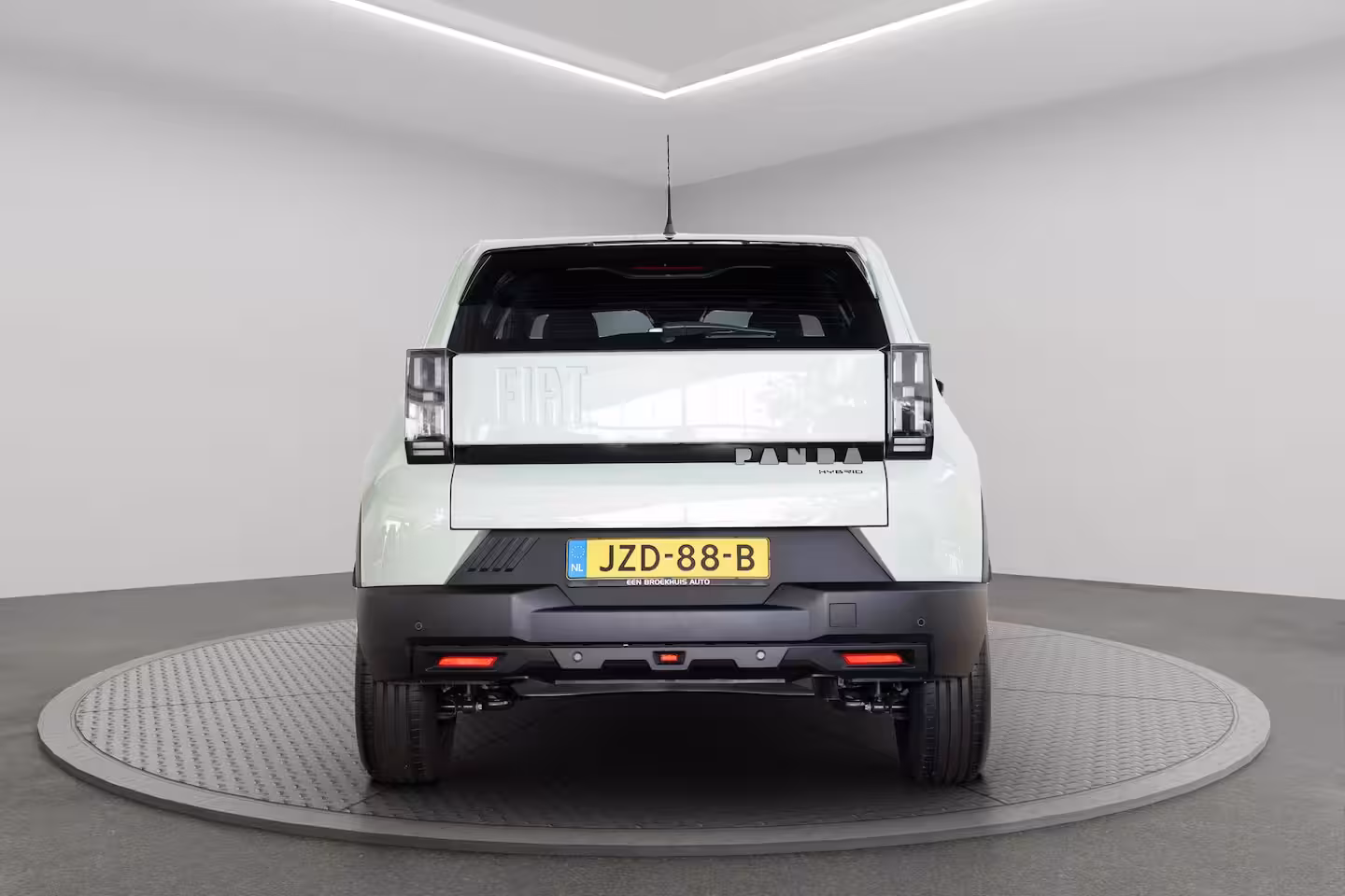 Fiat Grande Panda 1.2 Hybrid ICON | Tot 8 Jaar Garantie | Apple Carplay & Android Auto | Parkeersensoren | C