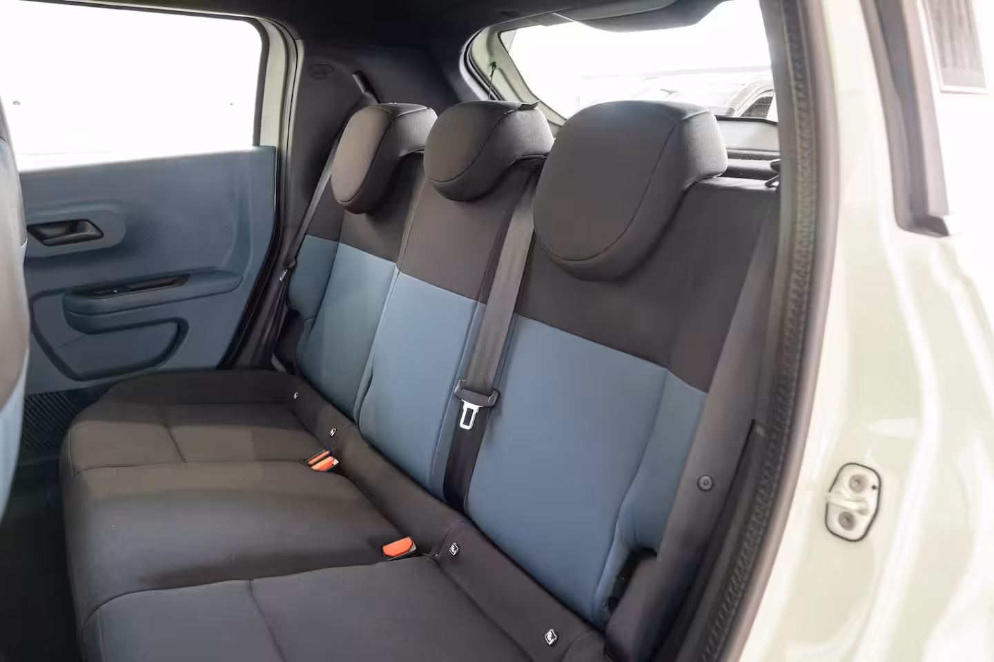 Fiat Grande Panda 1.2 Hybrid ICON | Tot 8 Jaar Garantie | Apple Carplay & Android Auto | Parkeersensoren | C