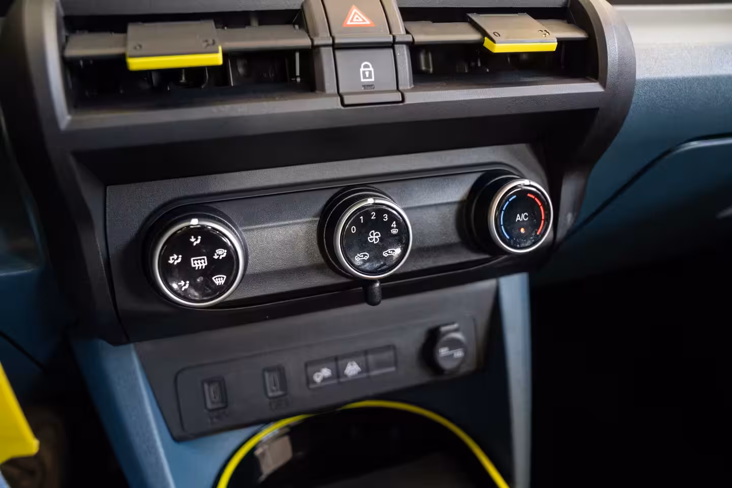Fiat Grande Panda 1.2 Hybrid ICON | Tot 8 Jaar Garantie | Apple Carplay & Android Auto | Parkeersensoren | C
