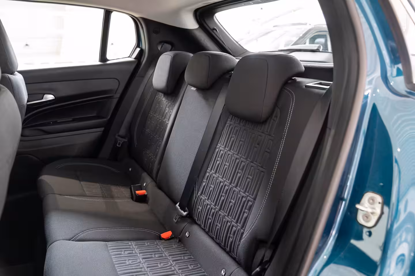 Fiat 600 1.2 Hybrid Urban | Stoelverwarming | Camera | Navigatie | Climate Controle | Apple Carplay