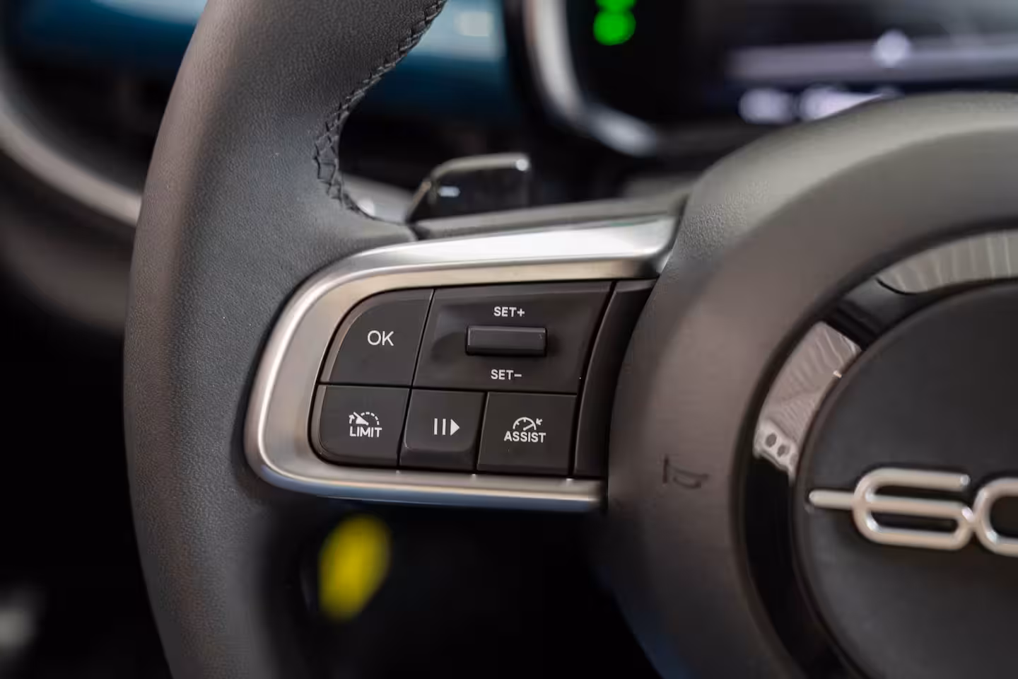 Fiat 600 1.2 Hybrid Urban | Stoelverwarming | Camera | Navigatie | Climate Controle | Apple Carplay