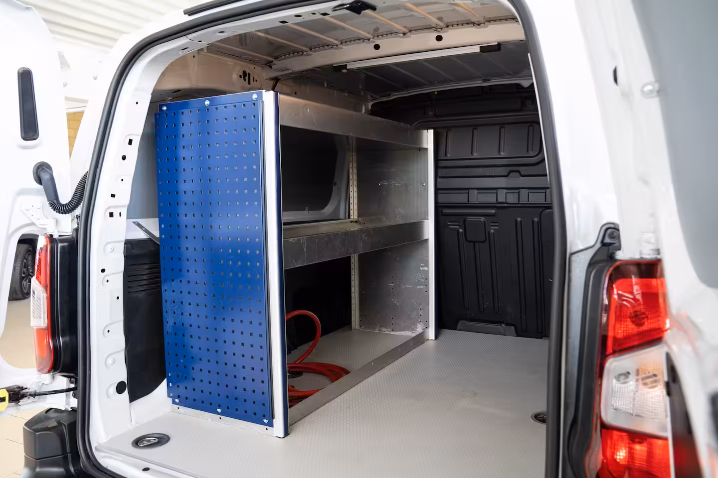 Fiat E-Doblo 136 L1 50 kWh | Laadruimte Pakket | Camera | Navigatie | Parkeersensoren | Apple Carplay &