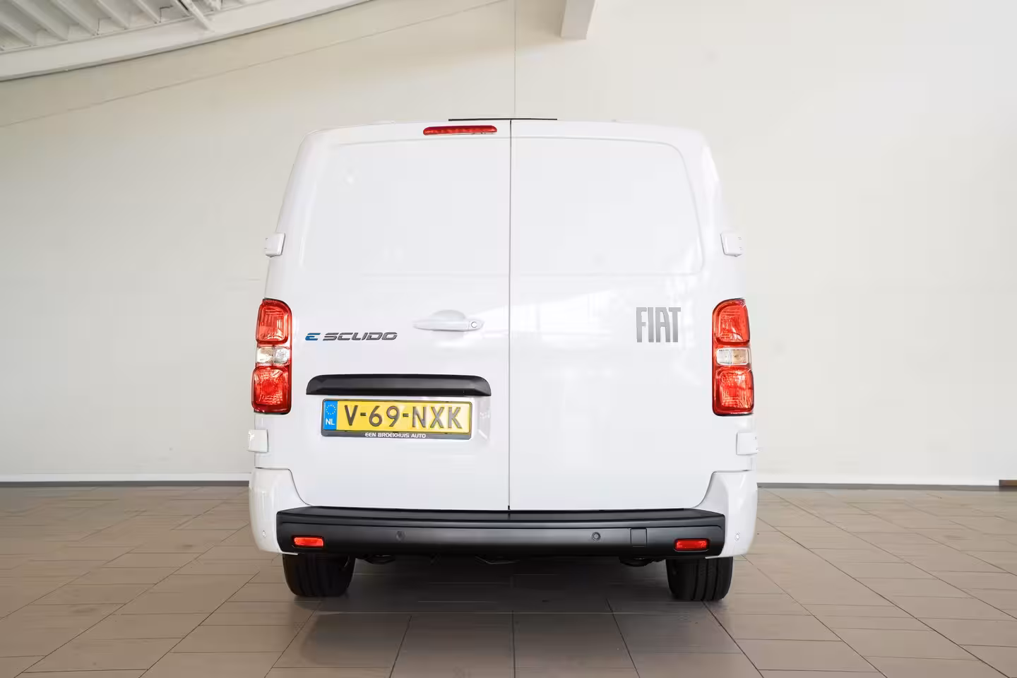 Fiat E-Scudo L3 75 kWh | SOH 97% | Camera | Laadruimtepakket | Apple Carplay & Android Auto | Buitenspi