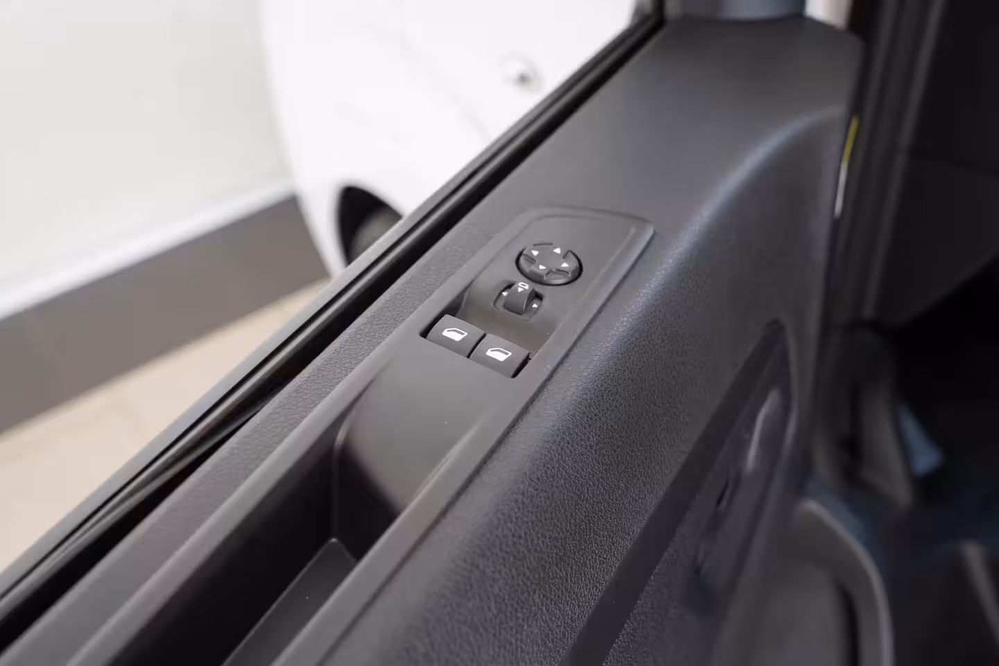 Fiat E-Scudo L3 75 kWh | SOH 97% | Camera | Laadruimtepakket | Apple Carplay & Android Auto | Buitenspi