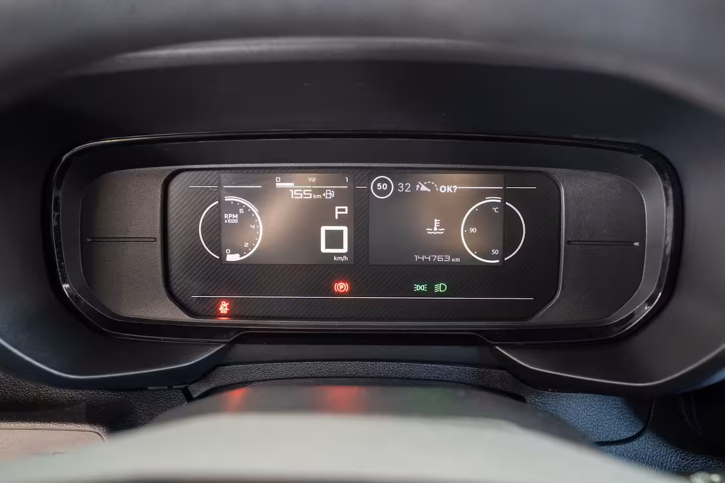 Citroën Berlingo 1.5 BlueHDi 130 EAT8 S&S L1 | Trekhaak | Camera | Climate Controle | Keyless | Apple Carpl