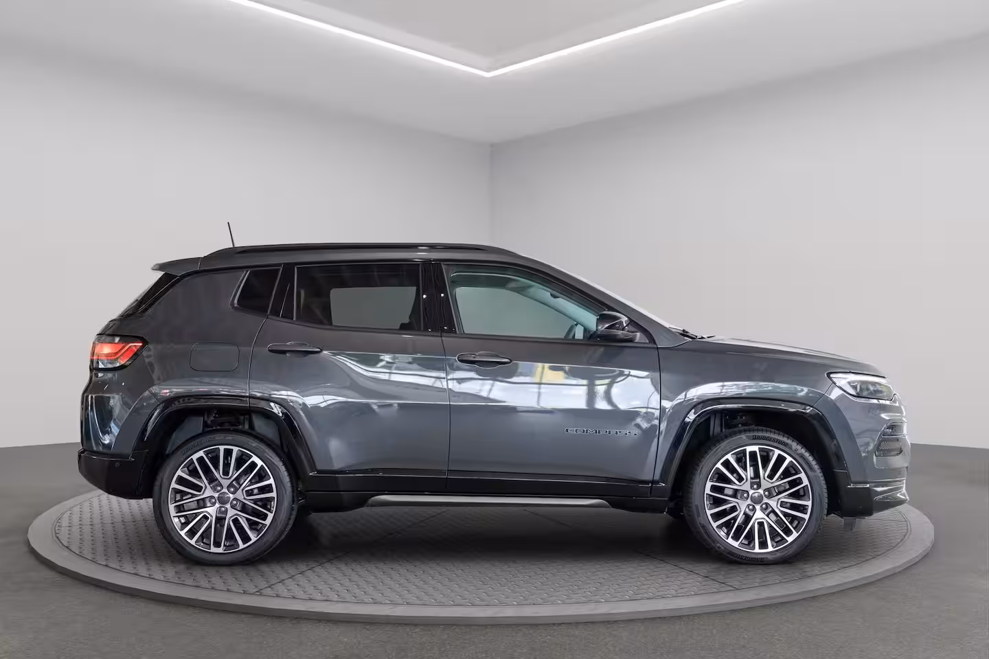 Jeep Compass 1.5T e-Hybrid S | Lederen bekleding | Camera | Apple Carplay & Android Auto | Climate Cont