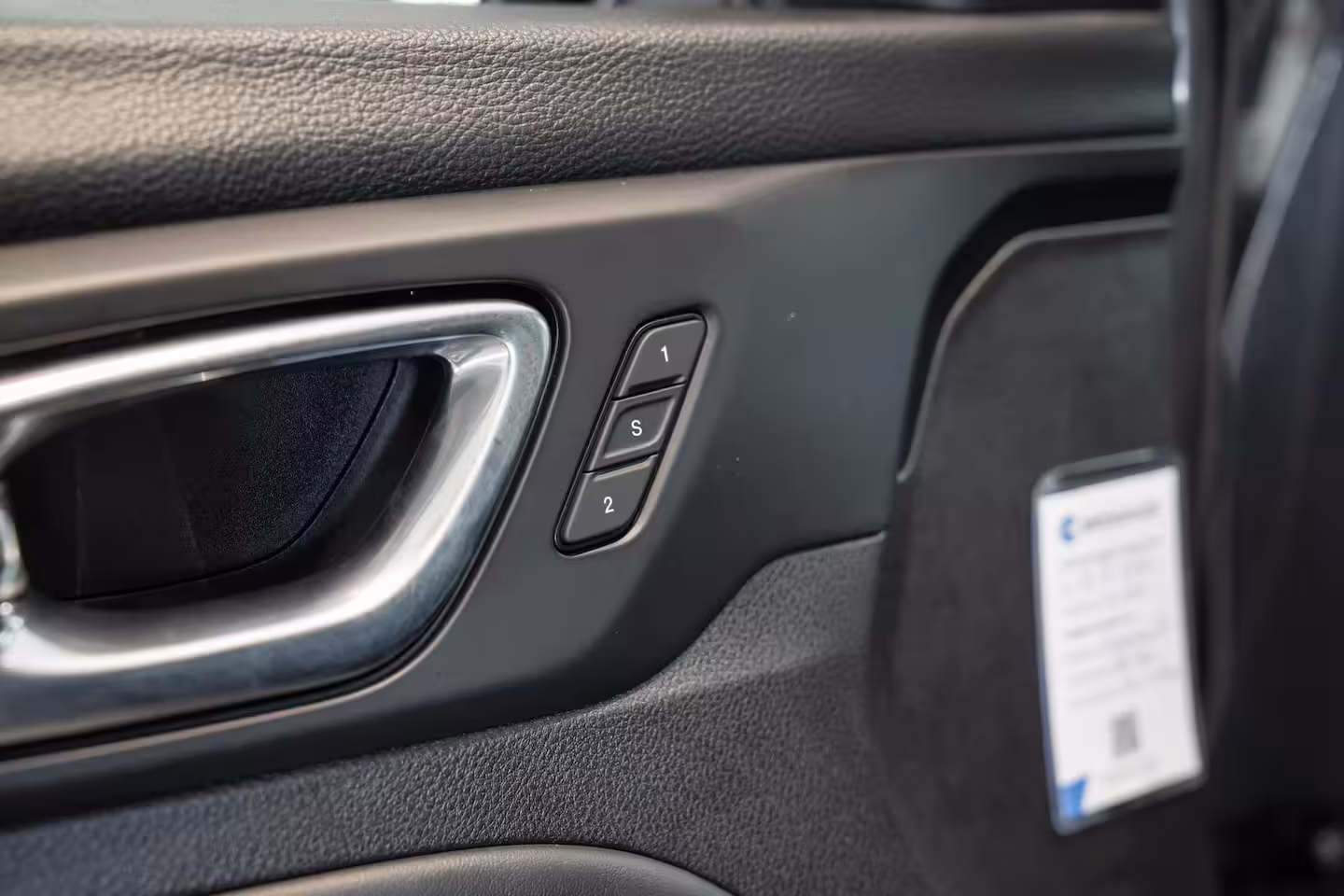 Jeep Compass 1.5T e-Hybrid S | Lederen bekleding | Camera | Apple Carplay & Android Auto | Climate Cont