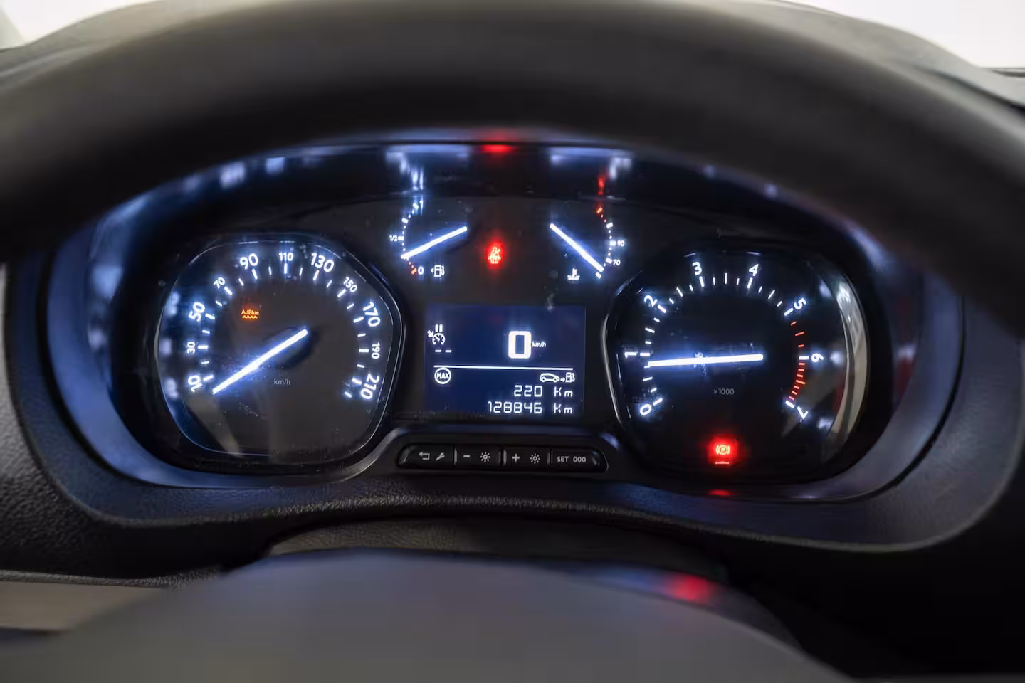 Citroën Jumpy 2.0 BlueHDI 145 M Club | Camera | Parkeersensoren | Apple Carplay & Android Auto | Laadrui
