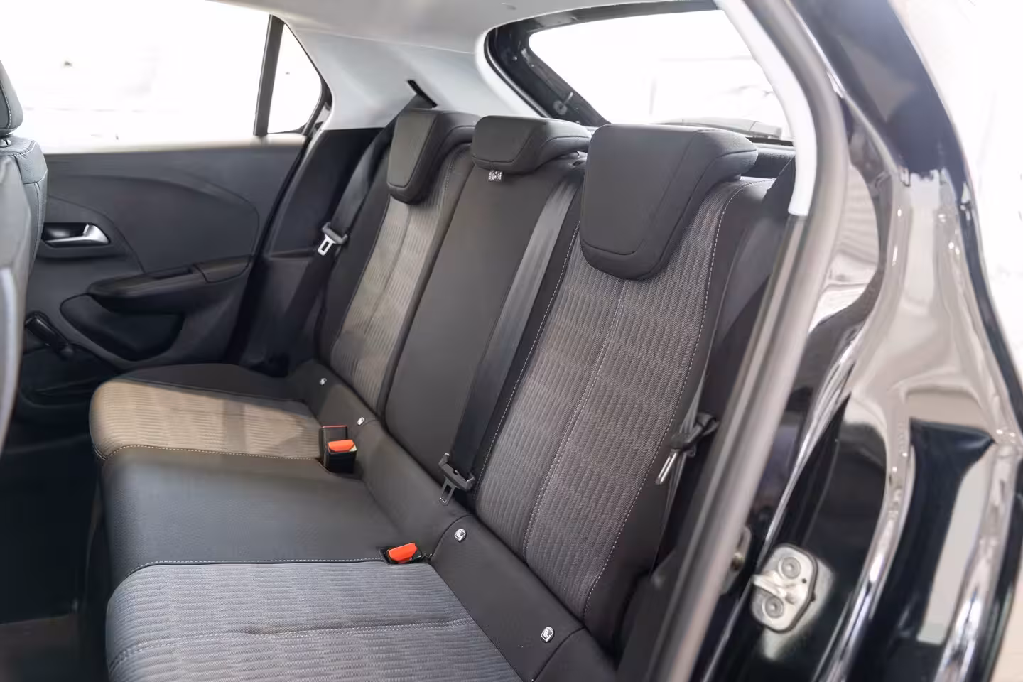Opel Corsa 1.2 Level 2 | Camera | Parkeesensoren | Apple Carplay & Android Auto | Lichtmetalen velgen