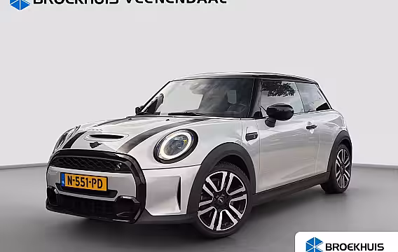 Mini Cooper S 2.0 Classic | Org. NL | Leder | Apple Carplay | Camera | Stoelverwarming |