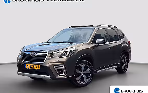 Subaru Forester 2.0i e-BOXER First Edition | Trekhaak | Panoramdak | Leder | Camera | Adap. Cruise | Apple