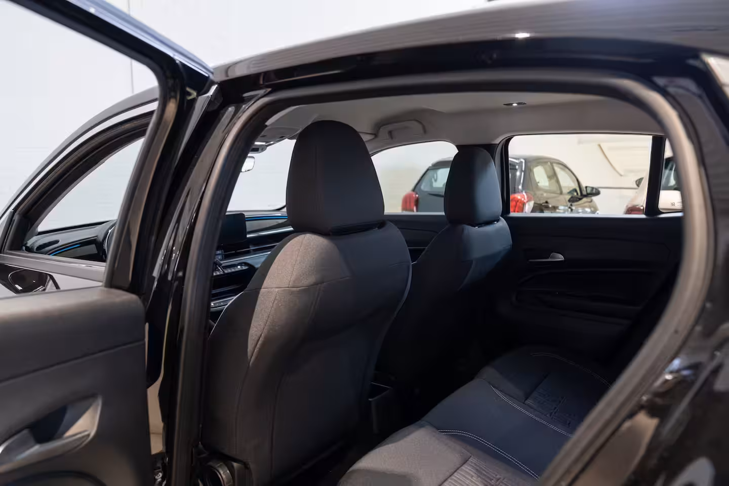 Fiat 600 1.2 Hybrid Urban | Apple Carplay & Android Auto | Parkeersensoren | Bluetooth | Cruise Con
