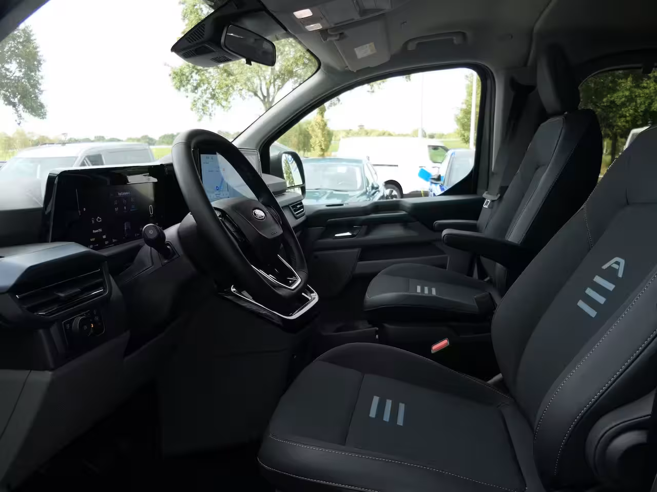 Ford Transit Custom Tourneo 340 2.5 PHEV L2H1 Active X | 8-Persoons | Trekhaak | B&O Audio | Elektrische Schuifdeuren