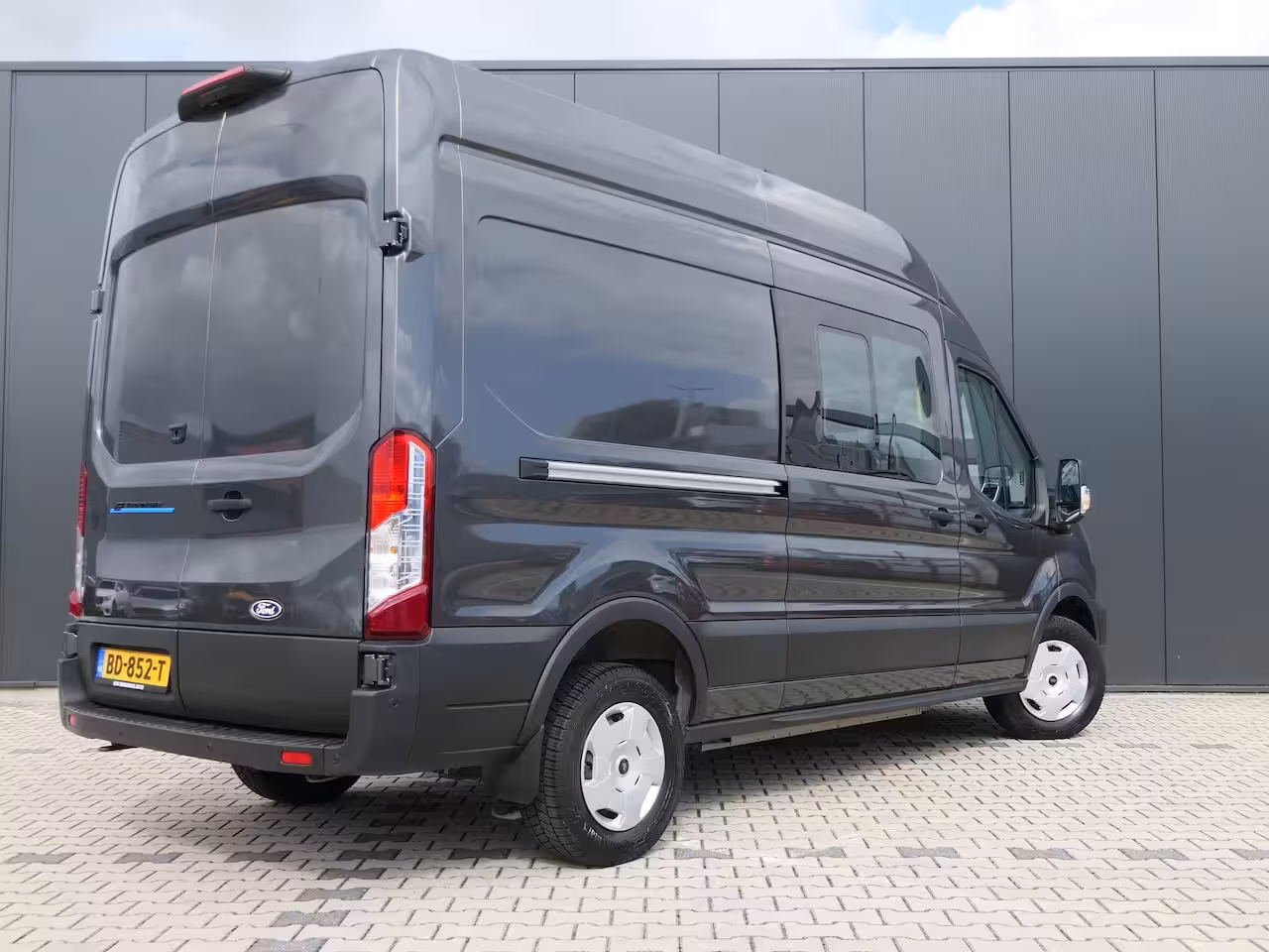 Ford E-Transit L3H3 89kwh Dubbele Cabine | Adaptive Cruise | BLIS | 5-Persoons | Navigatie | Stoelverwarm