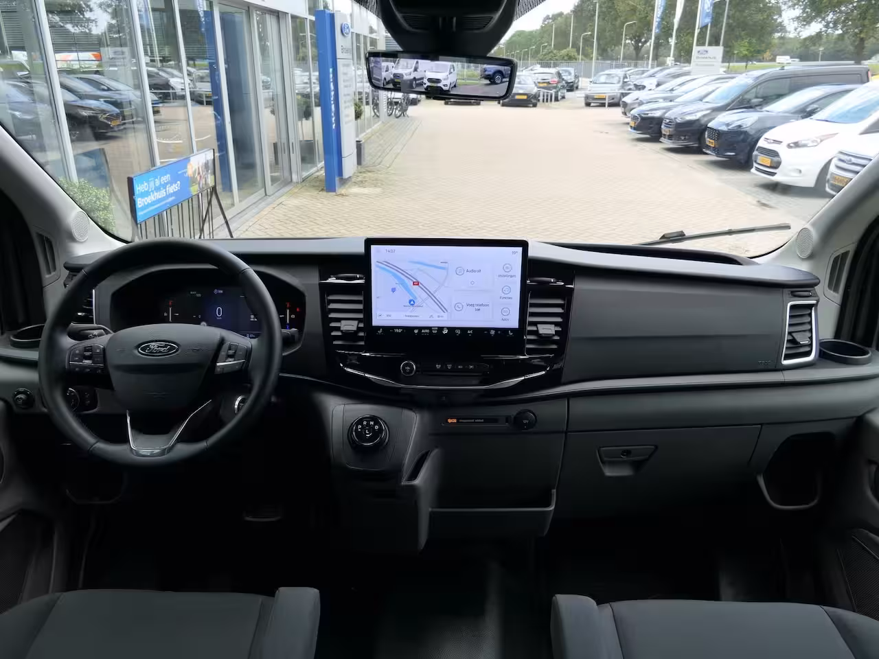Ford E-Transit L3H3 89kwh Dubbele Cabine | Adaptive Cruise | BLIS | 5-Persoons | Navigatie | Stoelverwarm