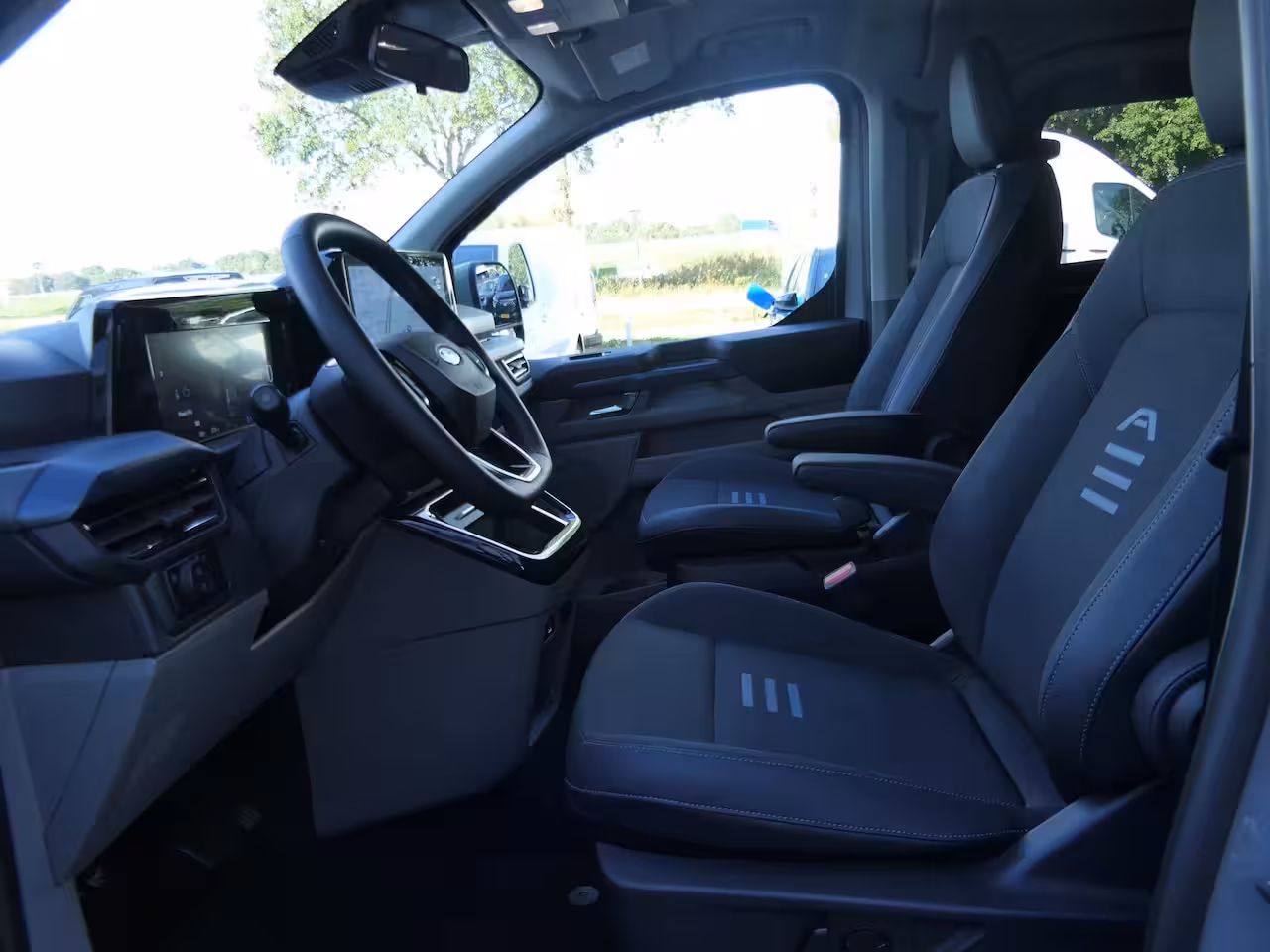 Ford Transit Custom Tourneo 340 2.5 PHEV L2H1 Active | Adaptive Cruise | BLIS | 360 Camera | Full LED | 9 Persoons | C