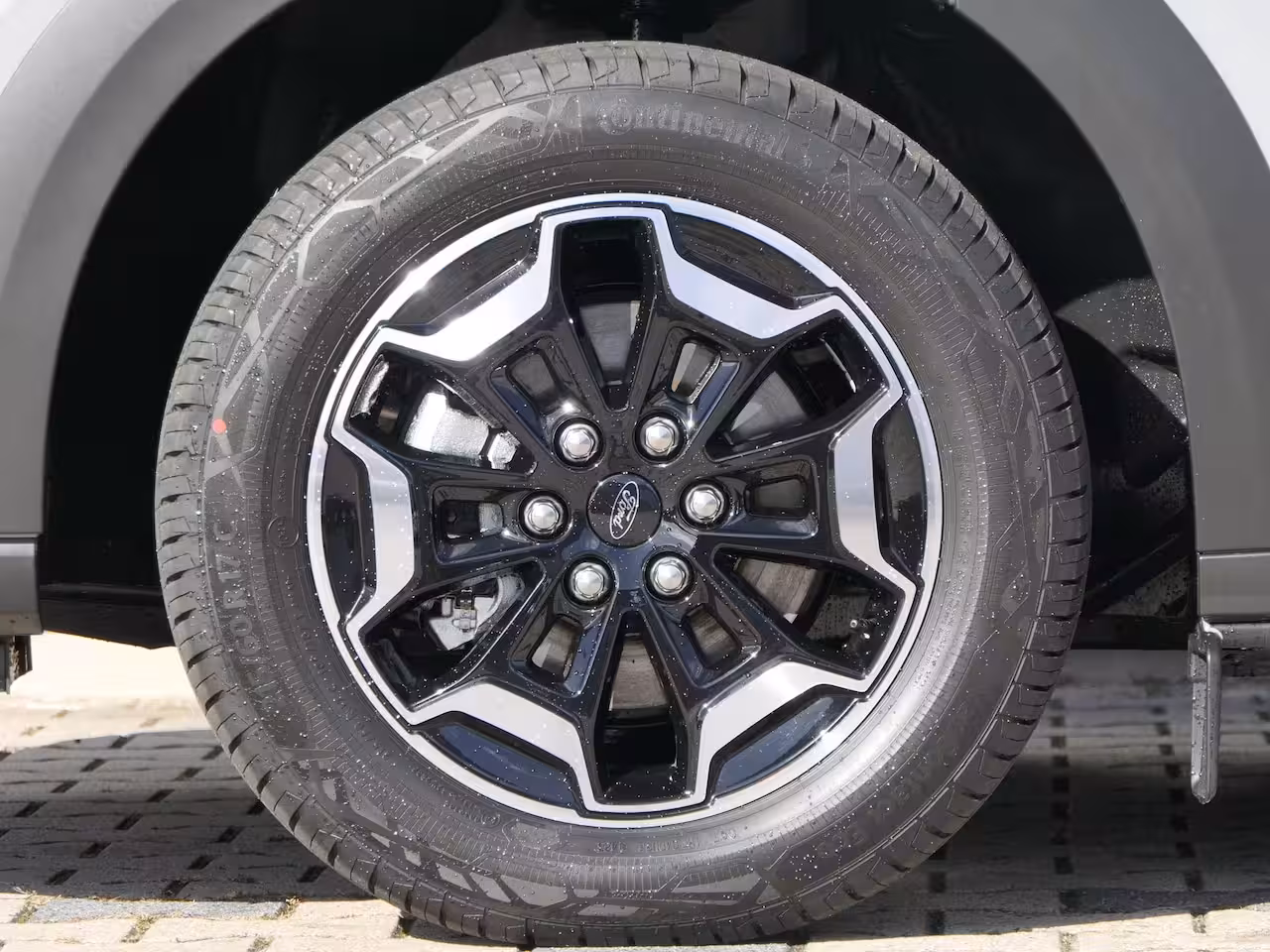 Ford Transit Custom Tourneo 340 2.5 PHEV L2H1 Active | Adaptive Cruise | BLIS | 360 Camera | Full LED | 9 Persoons | C