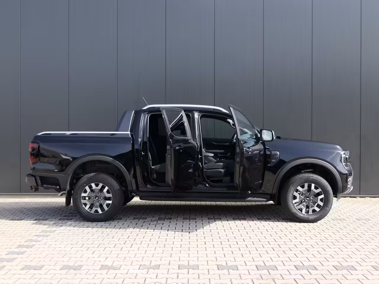 Ford Ranger Wildtrak Double Cab 2.3 PHEV | Power Rollertop | Camera | Stoelverwarming | CarPlay/Androi