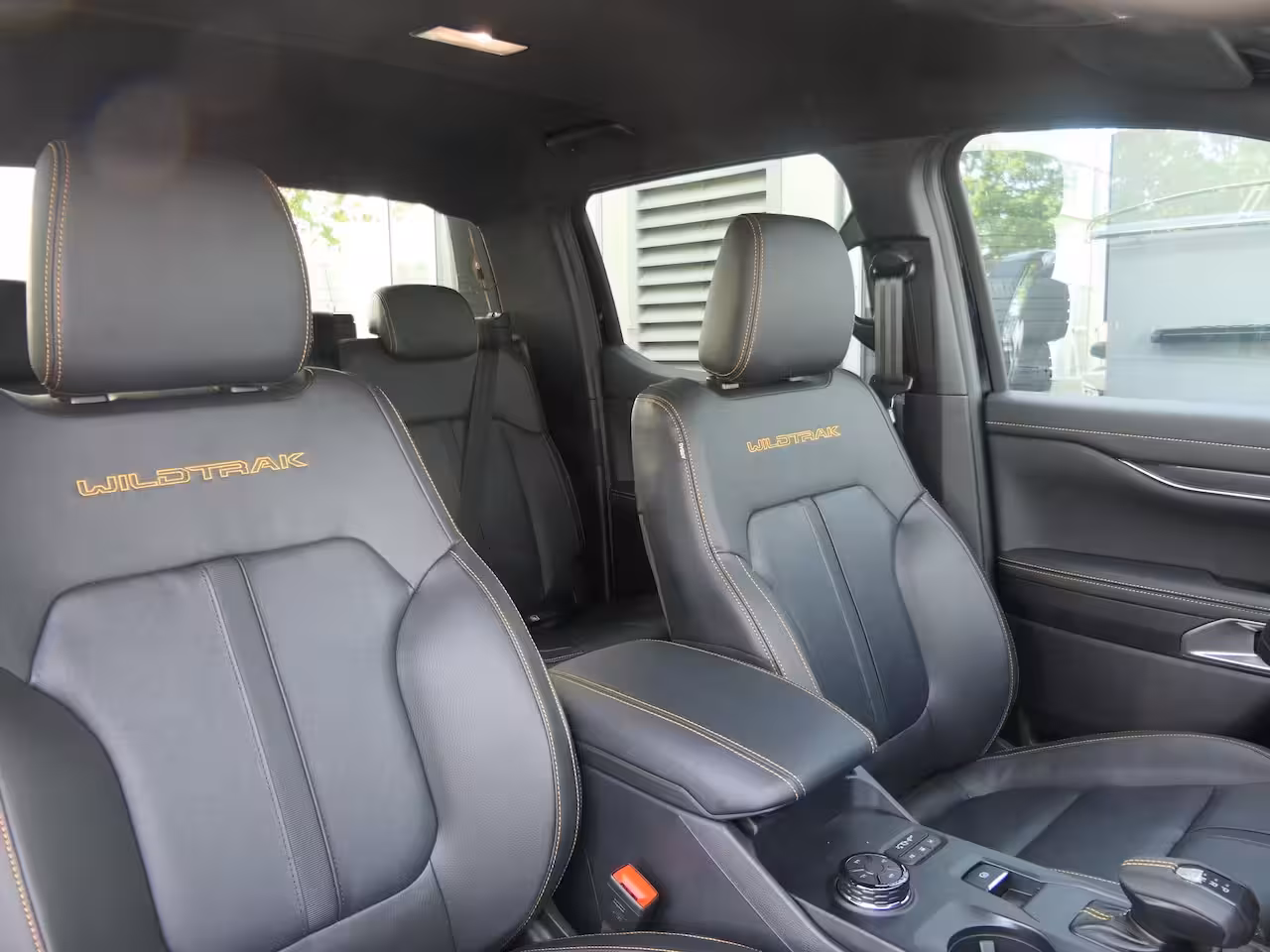 Ford Ranger Wildtrak Double Cab 2.3 PHEV | Power Rollertop | Camera | Stoelverwarming | CarPlay/Androi
