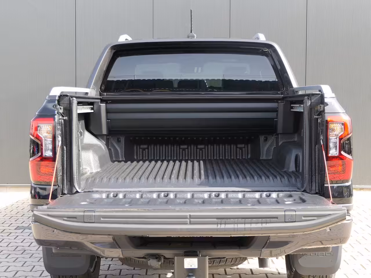 Ford Ranger Wildtrak Double Cab 2.3 PHEV | Power Rollertop | Camera | Stoelverwarming | CarPlay/Androi