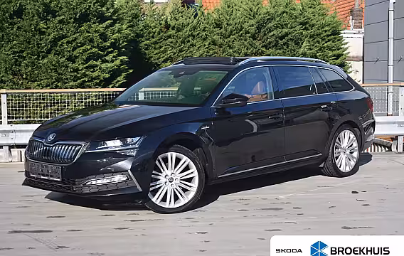Skoda Superb Combi 1.4 204pk L&K iV PHEV | ACC | Volledig lederen stoelen | Elektrisch verstelbare stoelen in