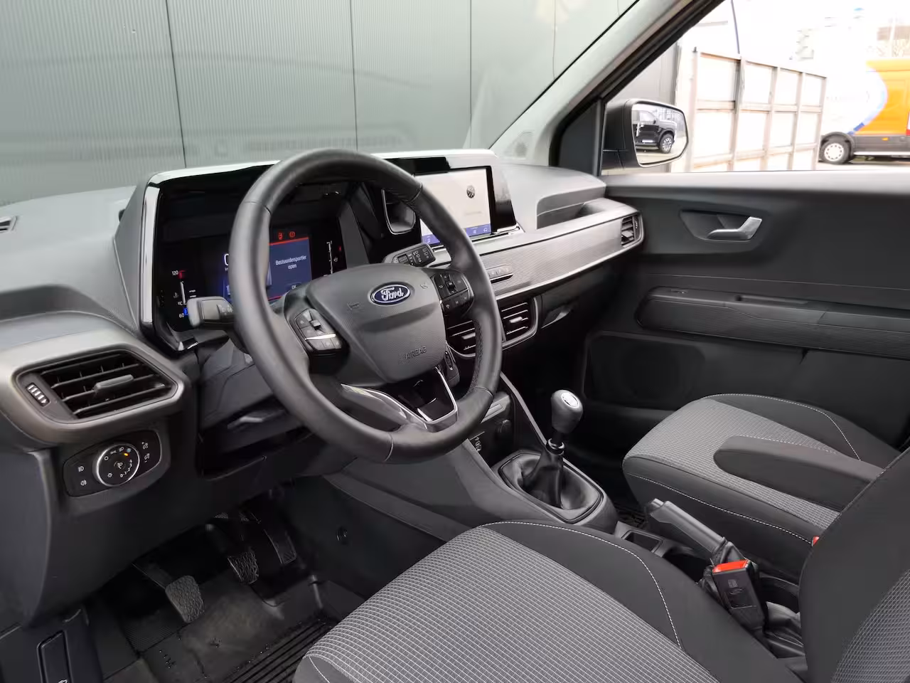 Ford Transit Courier 1.0 EcoBoost Trend | Winterpack | Camera | Schuifdeur | CarPlay/Android Auto | Parkeersens