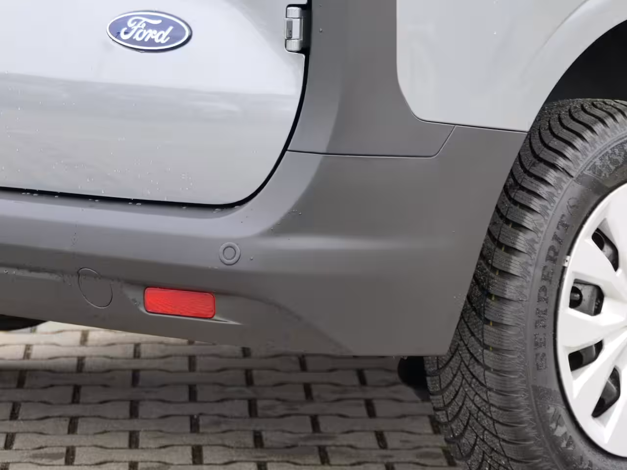 Ford Transit Courier 1.0 EcoBoost Trend | Winterpack | Camera | Schuifdeur | CarPlay/Android Auto | Parkeersens