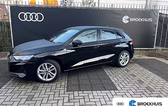 Audi A3 Sportback 30 TFSI Pro Line Carplay | Cruisecontrol | Parkeersensoren V & A | 17 inch