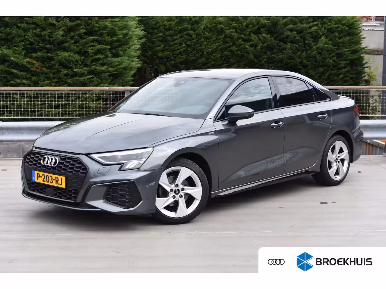 Audi A3 Limousine 30 TFSI 110PK S-tronic S Line edition | STOELVERW. | APP. CONNECT | CRUISE CONTROL | CLIMA