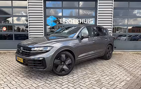 Volkswagen Touareg 3.0 TSi eHybrid 4MOTION 462 pk R-line | Trekhaak elek. uitklapbaar | 21 inch LM-Velgen | A