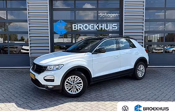 Volkswagen T-Roc 1.5 TSI 150 pk Style 7-DSG | Achteruitrijcamera | Cruise control adaptief | LED koplampen