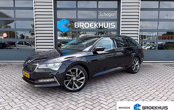 Skoda Superb Combi 1.4 TSI 218 pk iV Business Edition Plus 6-DSG | Panoramadak | Achteruitrijcamera | Navigat