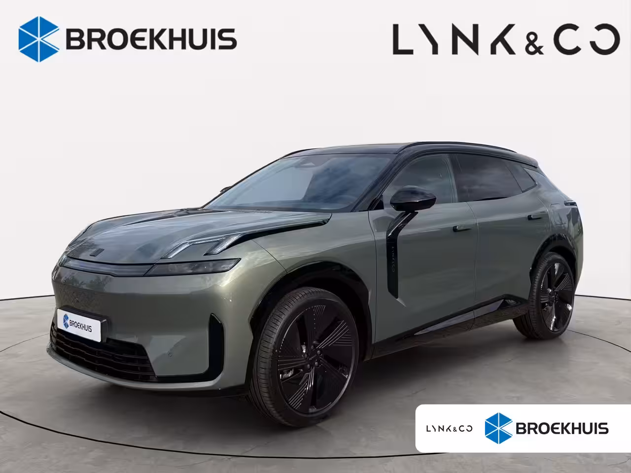 Lynk & Co 08 1.5 More | Zwarte velgen | Stoelmassage+ventilatie | 360 Camera | Panoramadak | Apple Carp