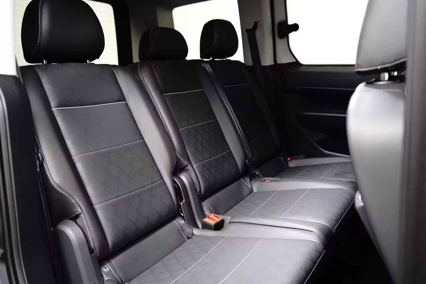 Ford Tourneo Connect Tranist 1.5 PHEV Limited Dodenhoekherkening | adaptive cruise | Carplay | 110 km elektrisc