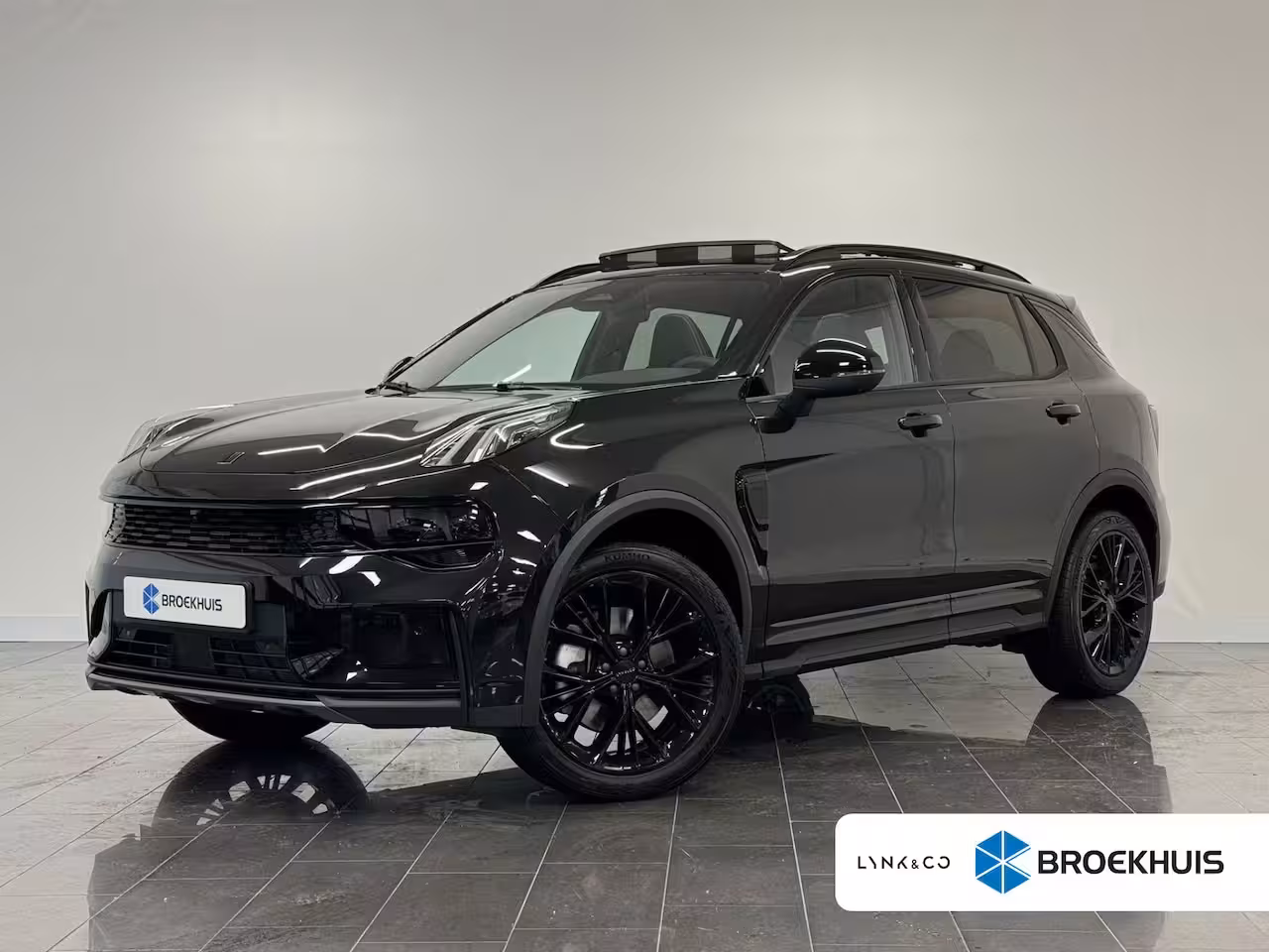 Lynk & Co 01 1.5 More | 360 Camera | Apple Carplay\Android Auto | Panoramadak | Lane keeping |