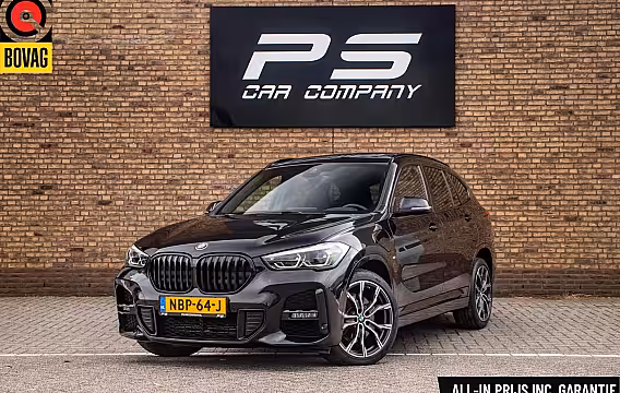 BMW X1 xDrive25e M-Sport, Pano, Leder, Trekhaak, Ambient, H&K