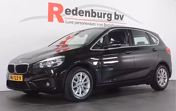 BMW 2-serie Active Tourer 218i Essential - Navi / Bluetooth / Parksens. achter