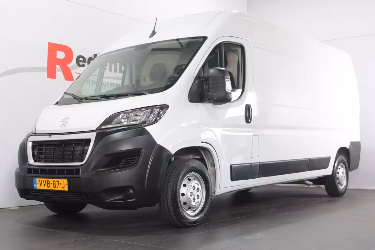 Peugeot Boxer 2.2 BlueHDi 140 L3H2 3.3t - Airco / Camera / Cruise / BT