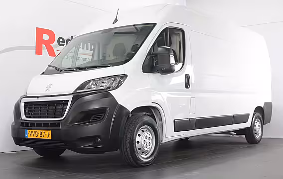 Peugeot Boxer 2.2 BlueHDi 140 L3H2 3.3t - Airco / Camera / Cruise / BT