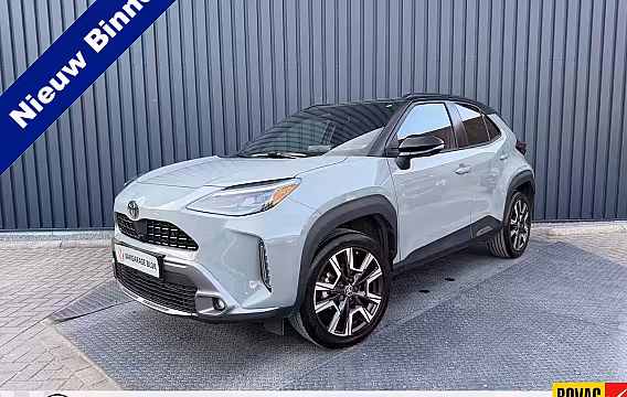 Toyota Yaris Cross 1.5 Hybrid 130 Launch Edition | Pano dak | Innovation Pack | 10 jr Garantie | Rijklaar