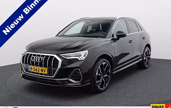 Audi Q3 45 TFSI e S edition | S-line | Trekhaak | Camera | 20'' | Side Assist | Prijs Rijklaar