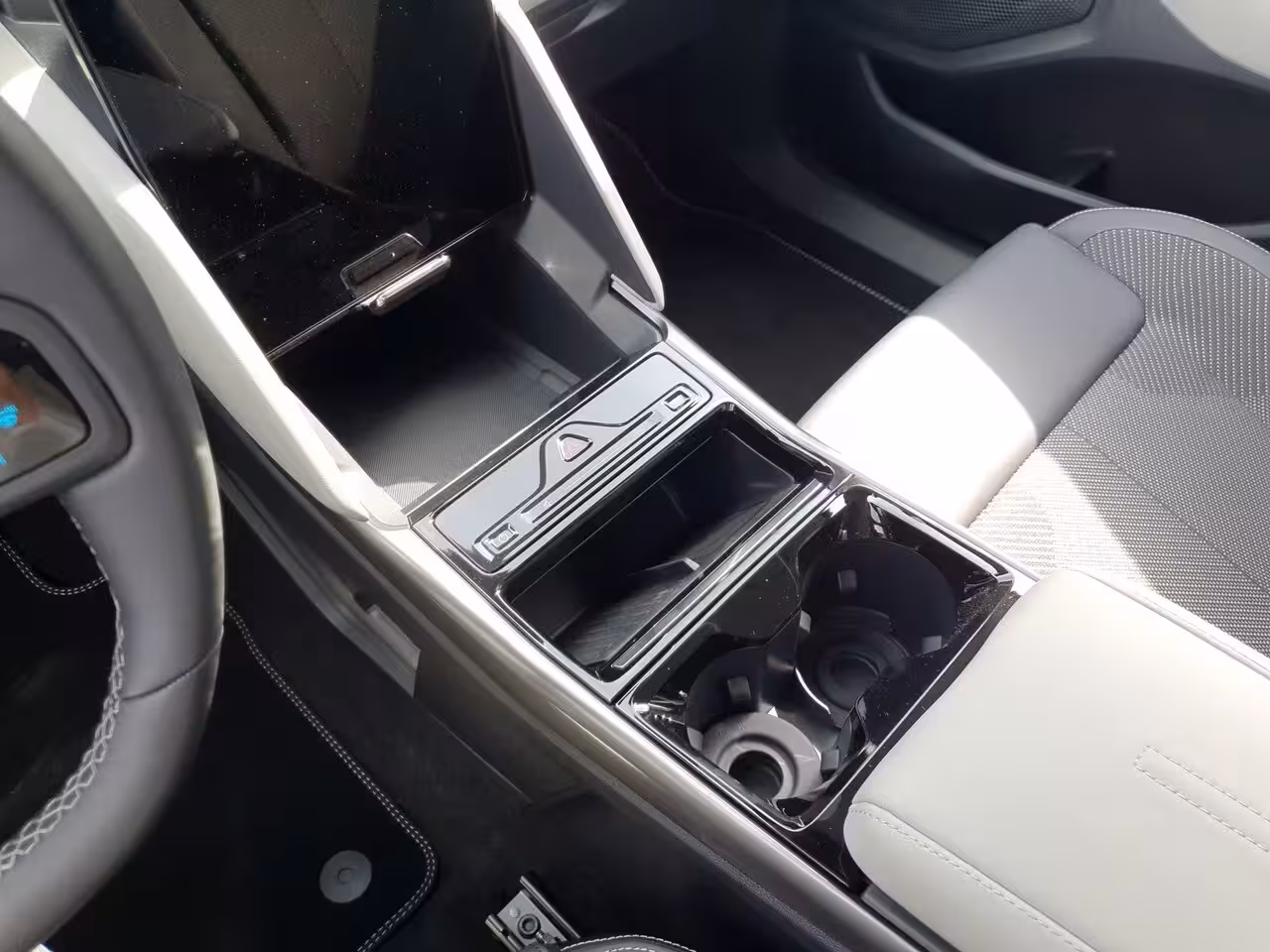 Ford Explorer Extended Range RWD 77 kWh | Apple Carplay/Android Auto|telefoonintegratie premium | Cruise